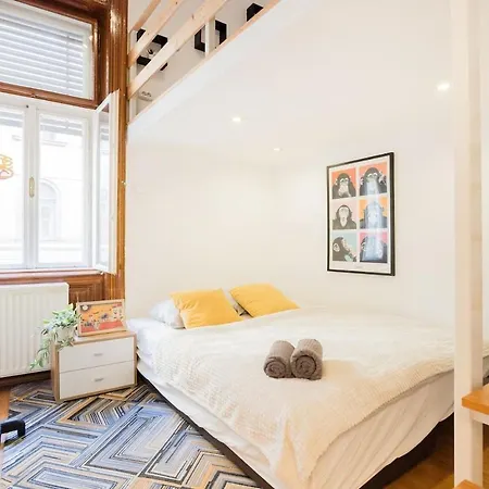 Apartman Mh008-secluded Spacious Oasis-best Location In Downtown *